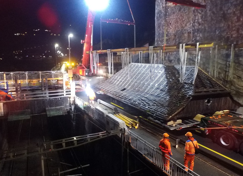 Démontage du couvert en bois