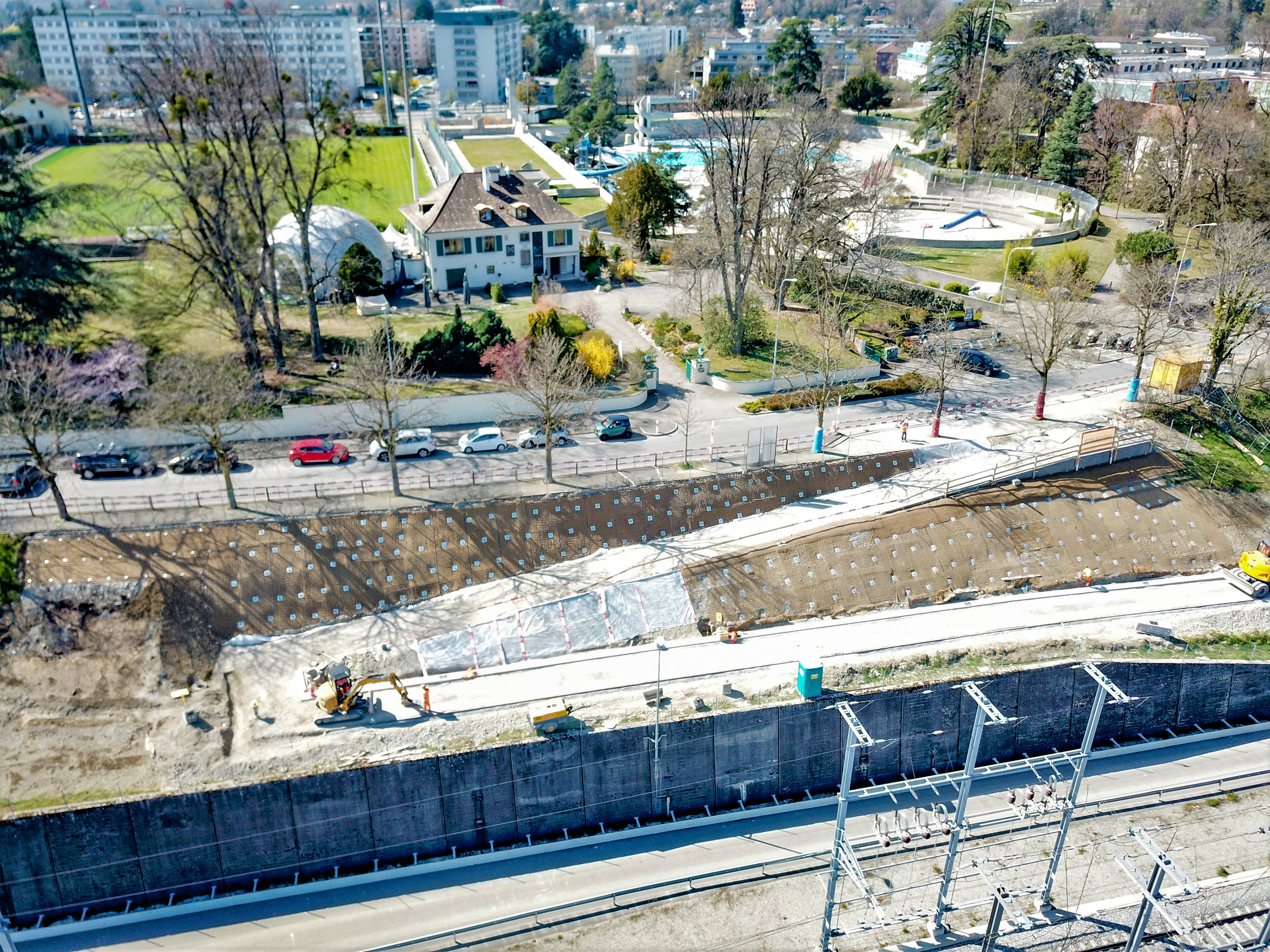 Lancy_Chemin de mobilité douce dans le talus